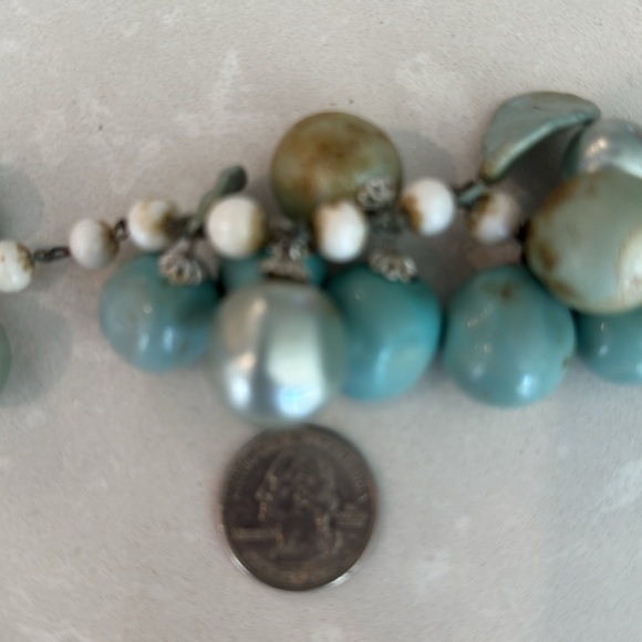 Vintage Chunky Shades of Blue & Siver with Abalone Beaded Beachy Bracelet - Picture 10 of 12